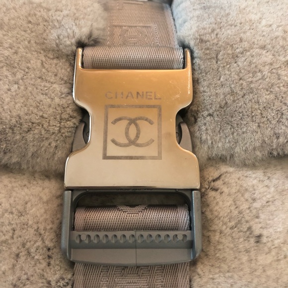 *Authentic* + *Rare* Chanel Sport Rabbit Fur bag - Picture 4 of 5